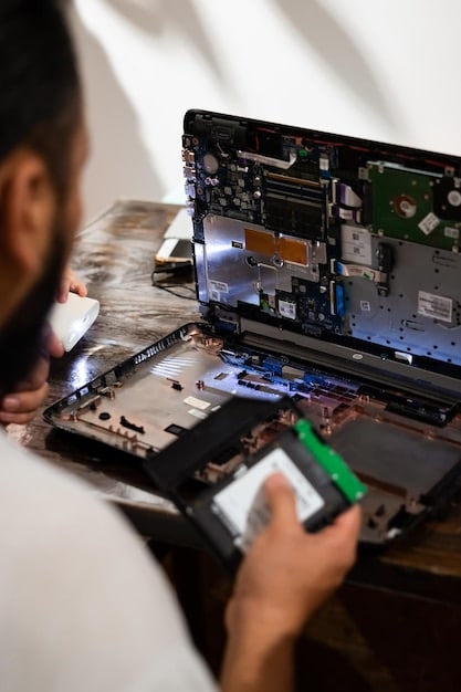 changing-hard-drive-with-cd-rom-inside-laptop-home